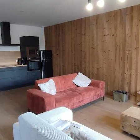 Au Coeur De La Foret Au Calme Et Proche Des Pistes Et Des Commodites Apartmán