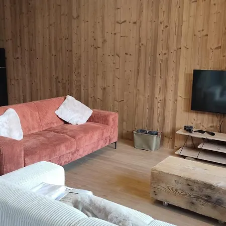 Au Coeur De La Foret Au Calme Et Proche Des Pistes Et Des Commodites Apartmán Bolquere Pyrenees 2000